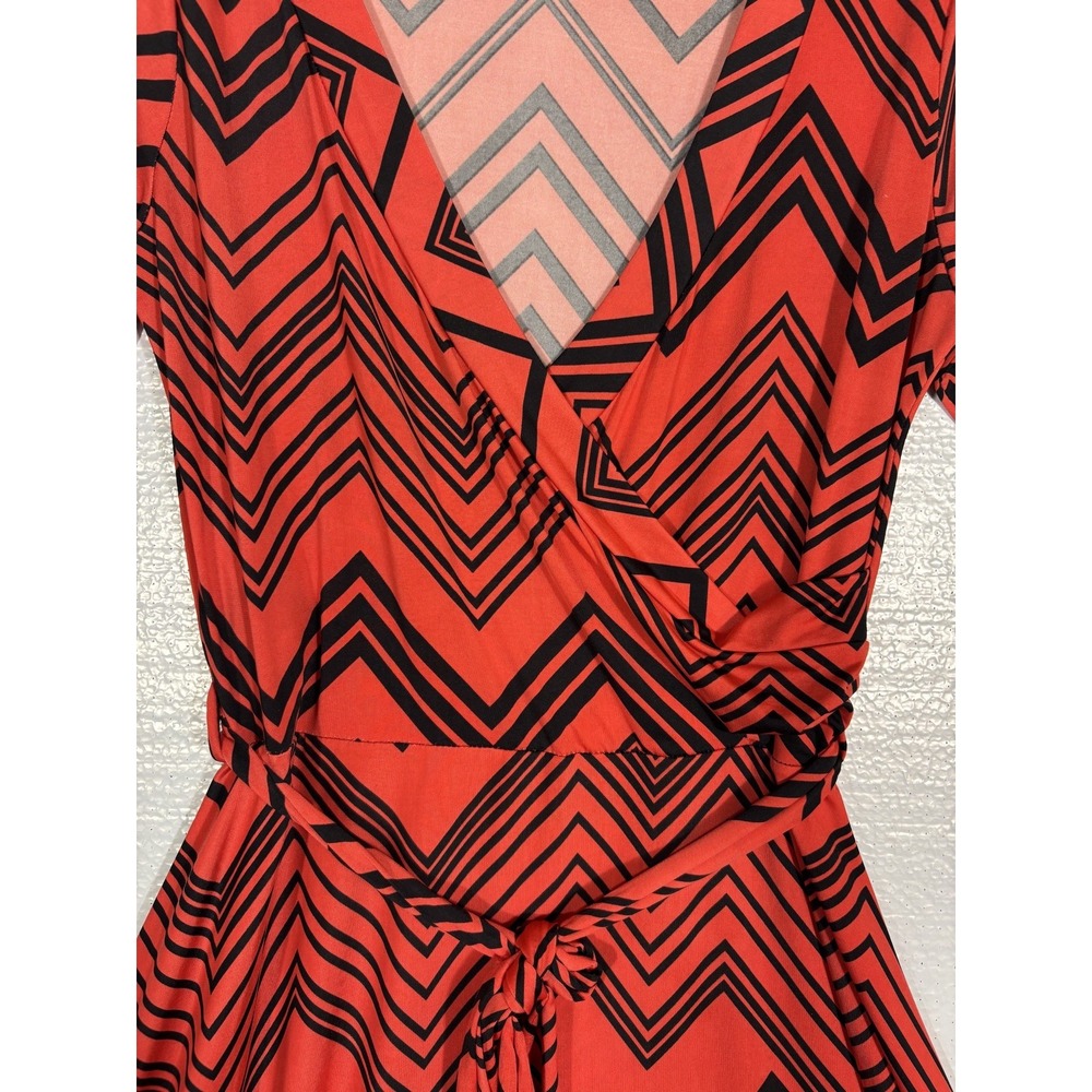 Maude Geometric Womens Wrap Dress Size Medium - Red & Black